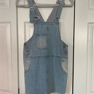 Overall dress